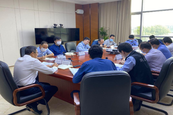 各参会单位剖析国家安全发展示范城市创建第一轮专项巡查发现问题并汇报整改落实情况