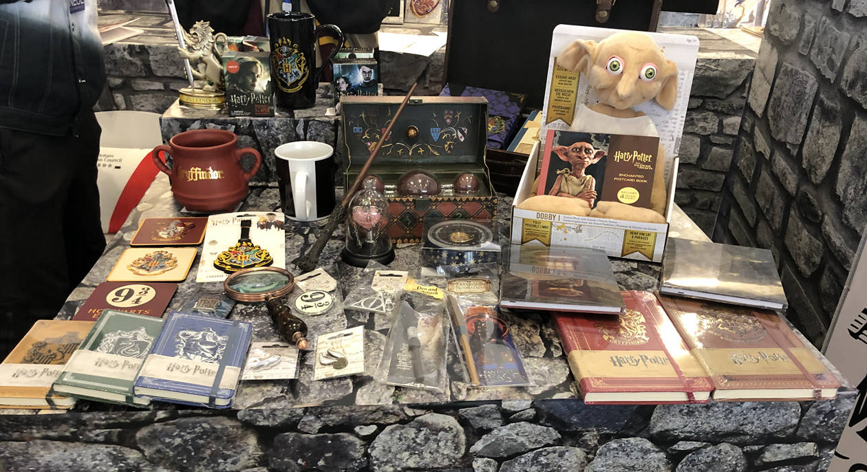 The Museum Context booth where Harry Porter-themed products are on display.