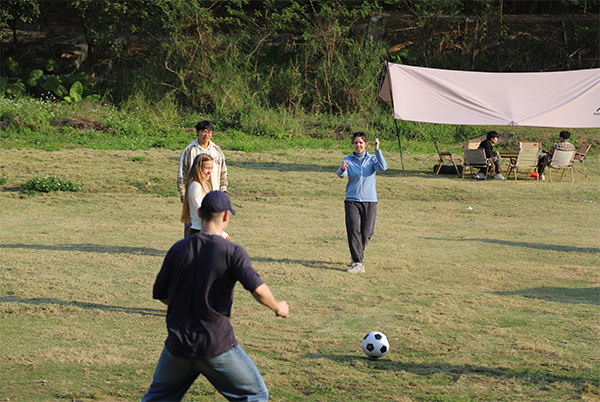 09.jpg