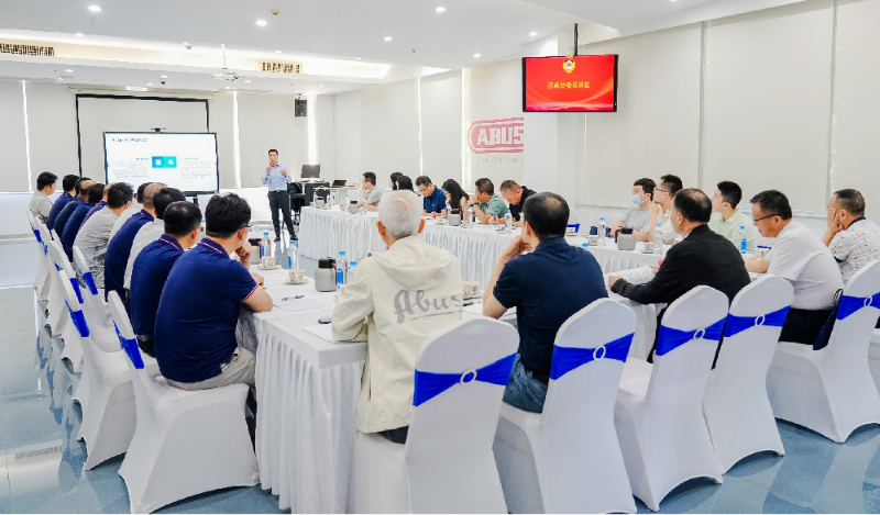 “委员讲堂”活动