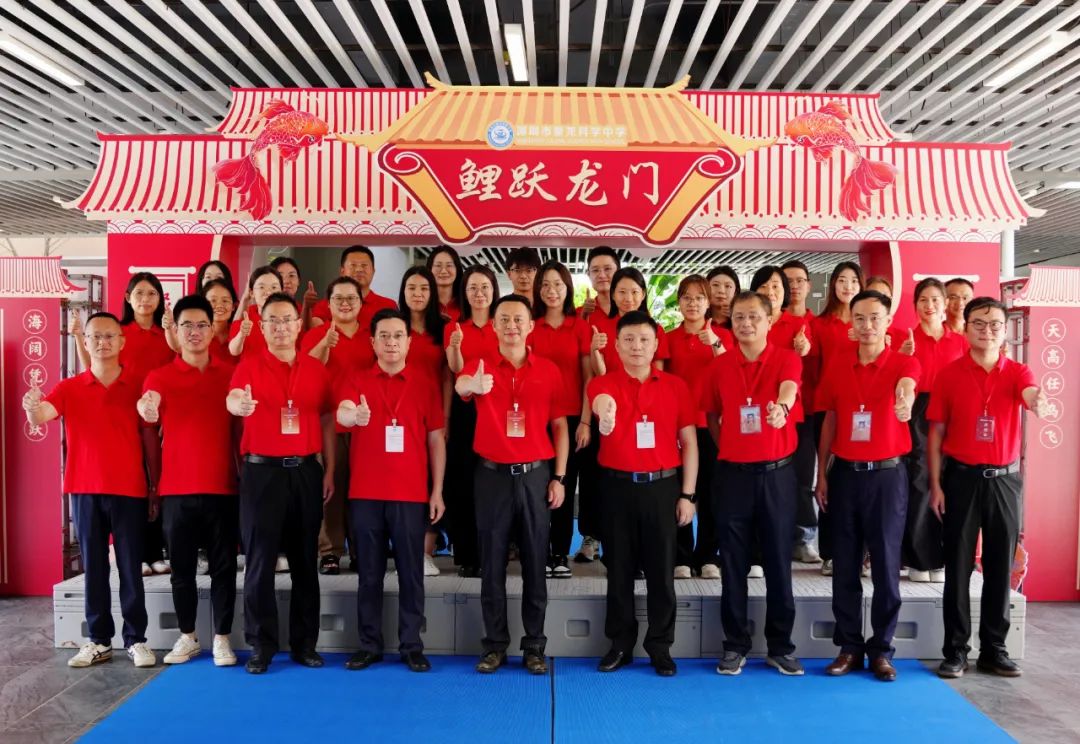 直击高考首日丨坪山7272名学子执青春之笔赴梦想之约