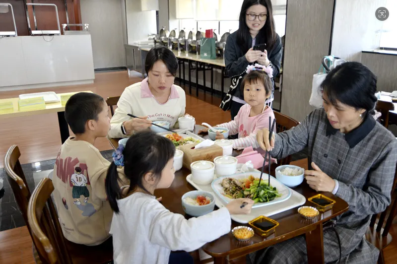 品尝药膳午餐 品尝药膳午餐