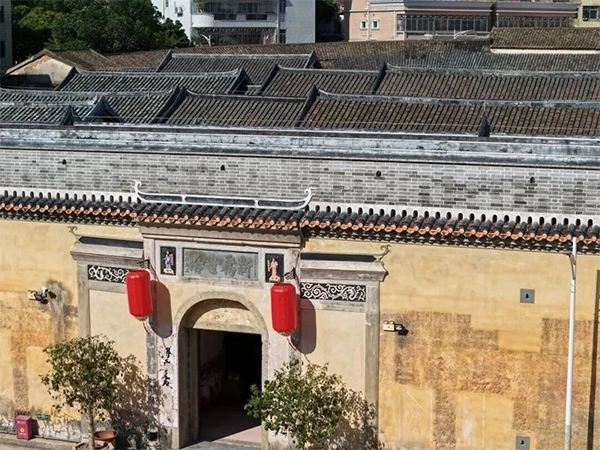 The centuries-old Hakka compound Xinqiao Ancestral Residence in Pingshan District.