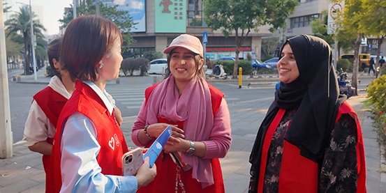 Intl. Volunteer Service Station launched in Pingshan Subdistrict