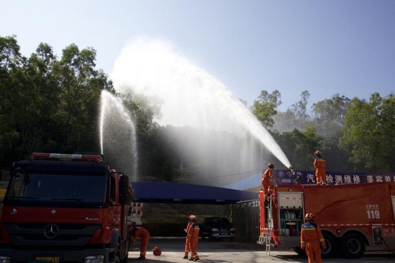 坪山区坪山街道森林防灭火护林员队伍首次实战拉练 坪山区坪山街道森林防灭火护林员队伍首次实战拉练