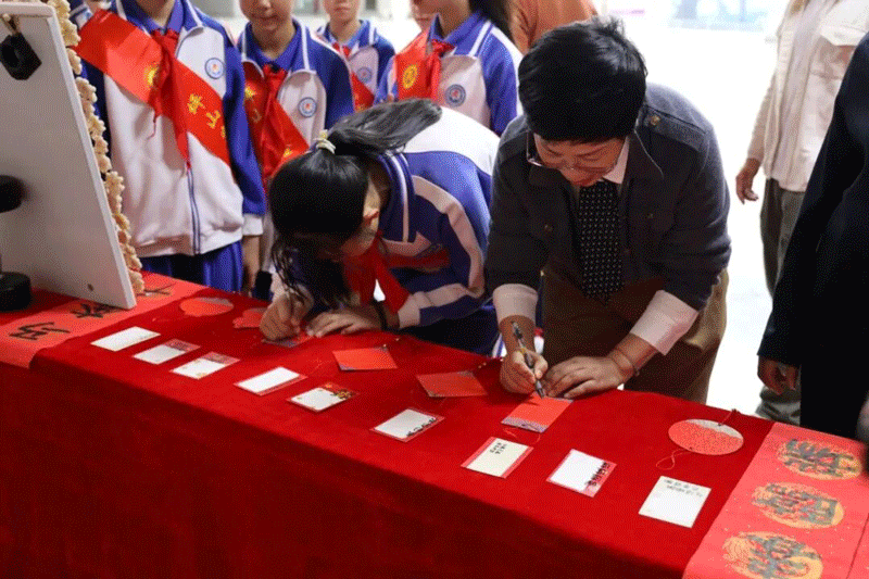 坪山实验学校 图6.gif