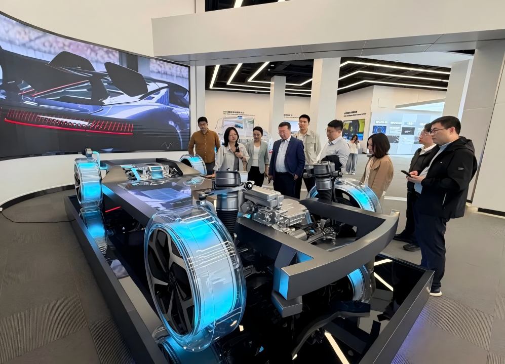 校地聚“芯”合力，共筑“湾区芯城”！深圳坪山携手复旦赋能集成电路产业发展