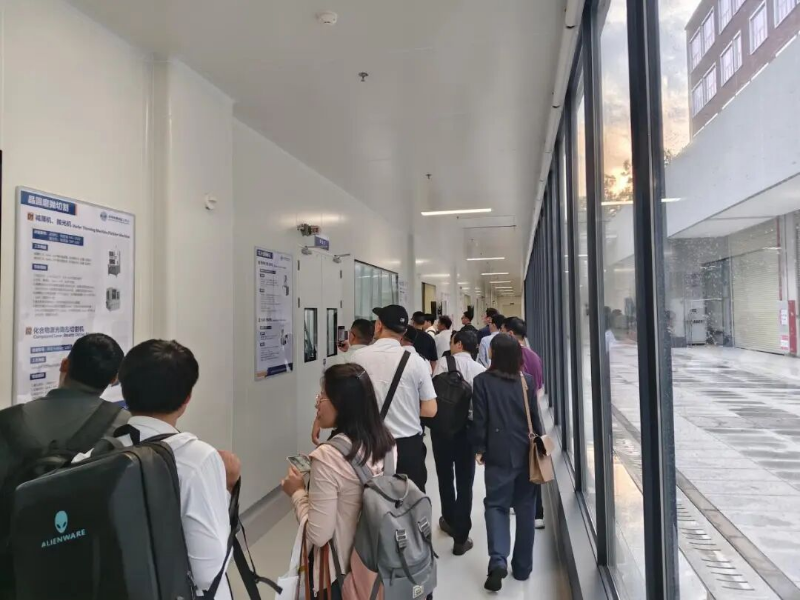 参观.jpg