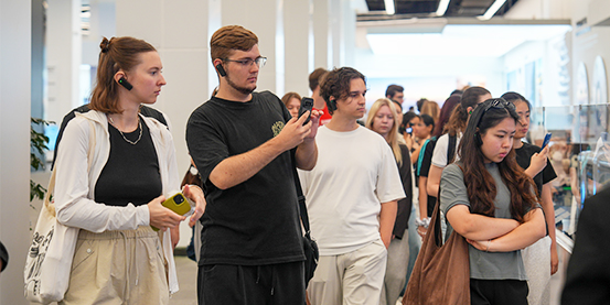 International students explore Pingshan’s innovation