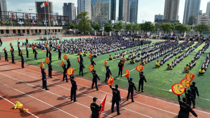 铿锵步履不停歇——坪山少年警营赛后两场活动续写荣光 微信图片_20260617094238_4_19.png
