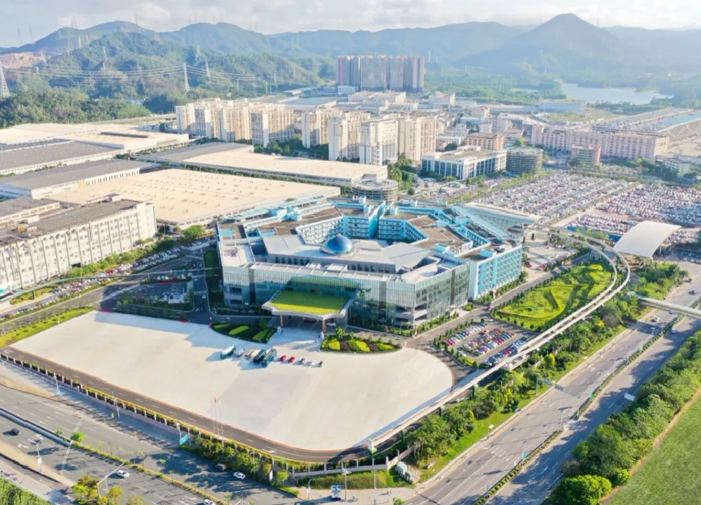 全球首家！从坪山走向世界，比亚迪第1700万辆新能源汽车下线