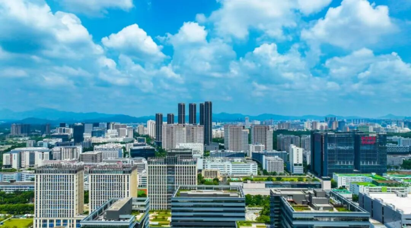 3.生态完善的深圳坪山产业园区一角.jpeg