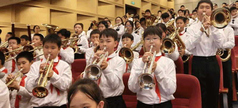 演奏 2.gif