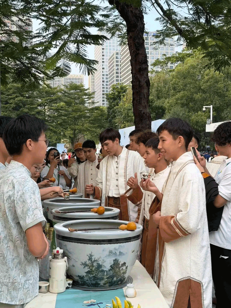 茶 现场 4.gif