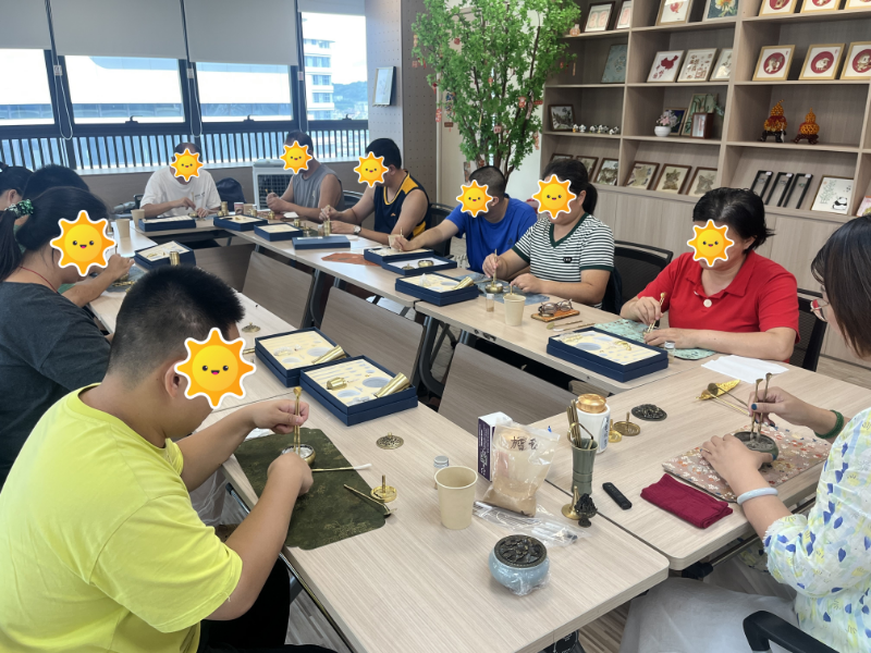 学员学习篆香实操.jpg