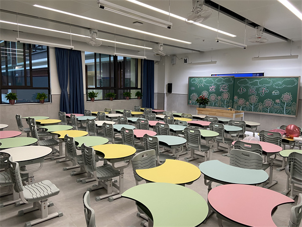 东纵小学
